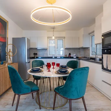 Feriehus Lux House - Free Park- Wifi - Sea View *