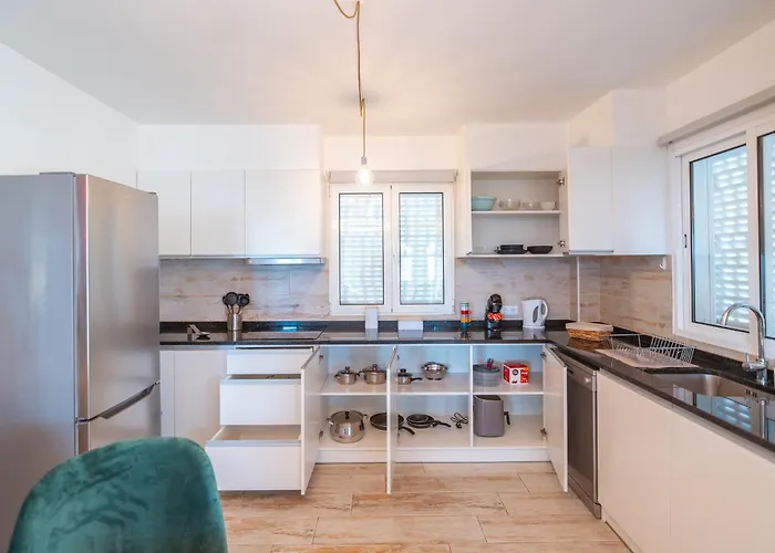 Lux House - Free Park- Wifi - Sea View