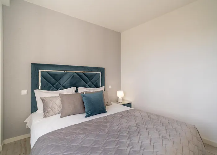 Lux House - Free Park- Wifi - Sea View フンシャル