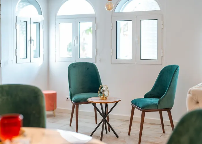 Lux House - Free Park- Wifi - Sea View 度假居 *