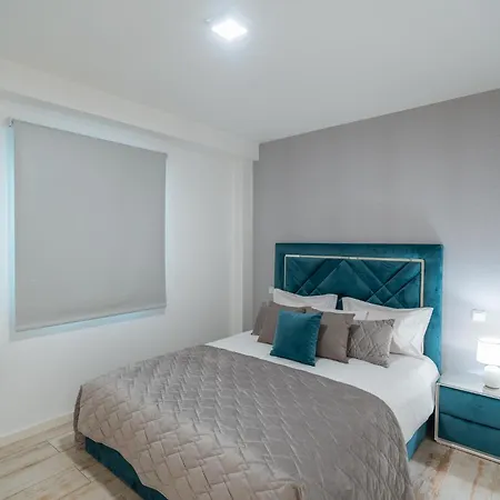 Lux House - Free Park- Wifi - Sea View 펜션