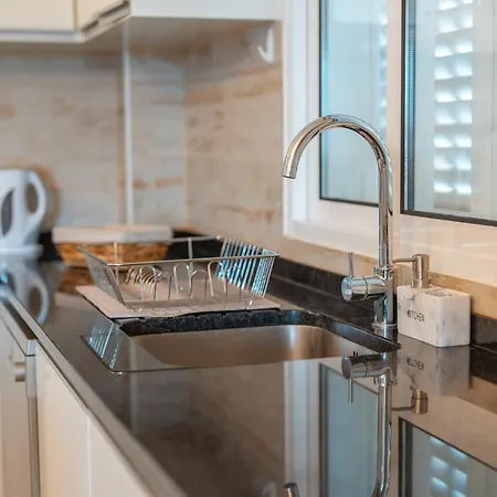 Lux House - Free Park- Wifi - Sea View