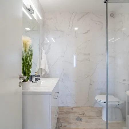 Lux House - Free Park- Wifi - Sea View 푼샬